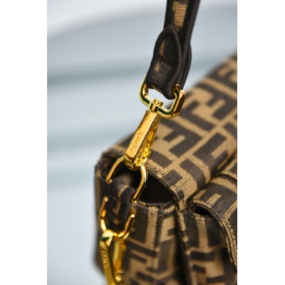 Fendi Multipocket Baguette Bag