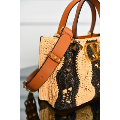 Valentino Garavani Vlogo Signature Tote Bag