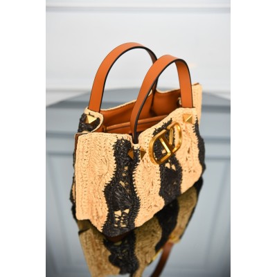 Valentino Garavani Vlogo Signature Tote Bag