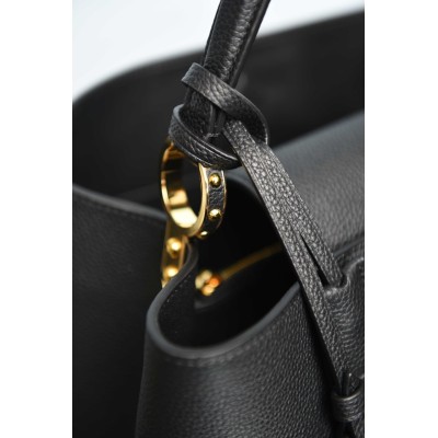 Louis Vuitton Capucines GM Souple