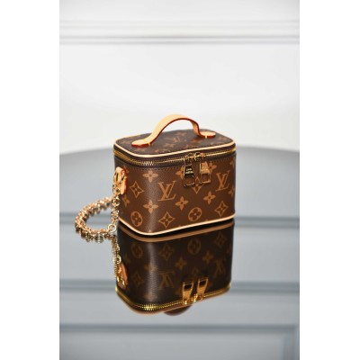Louis Vuitton Vanity with Chain