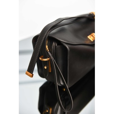 Balenciaga Women's Le 7 Shoulder Bag Medium