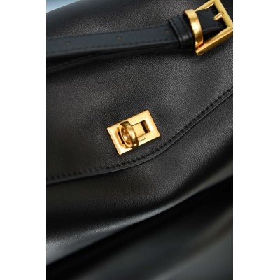 Balenciaga Women's Le 7 Shoulder Bag Medium