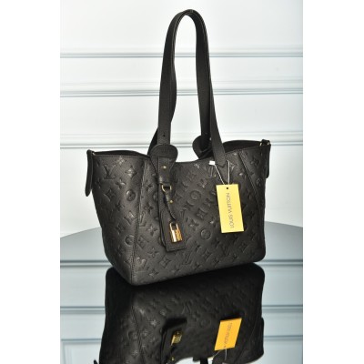 Louis Vuitton All in One PM