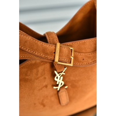 Saint Laurent LE 5 A 7 Supple Small in Suede