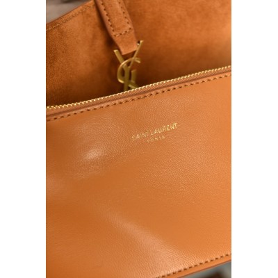 Saint Laurent LE 5 A 7 Supple Small in Suede