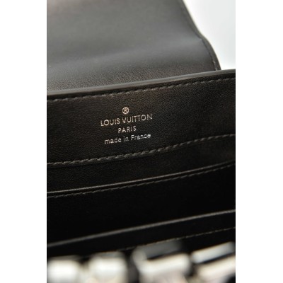 Louis Vuitton Capucines Mini