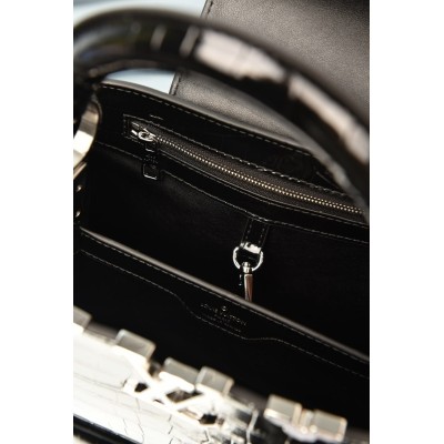 Louis Vuitton Capucines BB