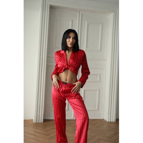 Lüks Pijama Takımı Toka