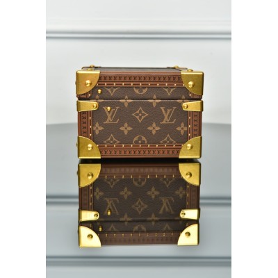 Louis Vuitton Coffrett Tresor