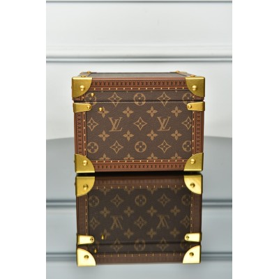 Louis Vuitton Coffrett Tresor