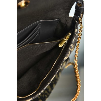 Dior 30 Montaigne D-Vine Pouch