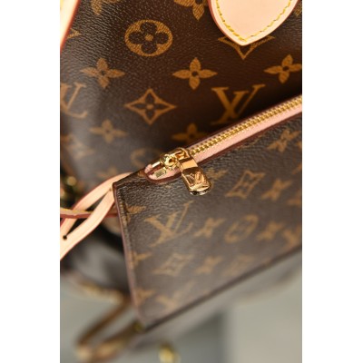 Louis Vuitton Neverfull PM