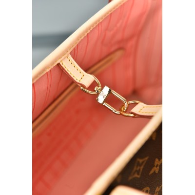 Louis Vuitton Neverfull PM