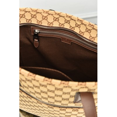 Gucci GG Canvas Medium Tote Bag