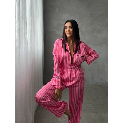 Lüks Pijama Takımı Toka