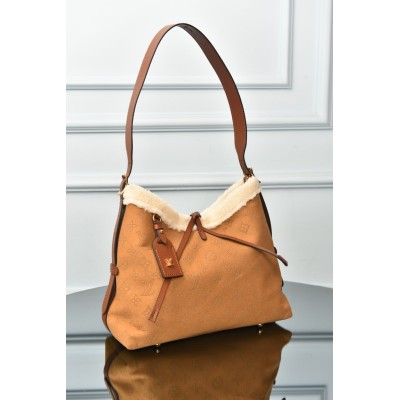 Louis Vuitton CarryAll PM