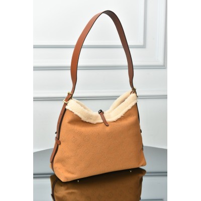 Louis Vuitton CarryAll PM