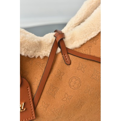 Louis Vuitton CarryAll PM