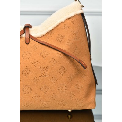 Louis Vuitton CarryAll PM