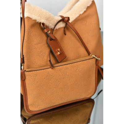 Louis Vuitton CarryAll PM