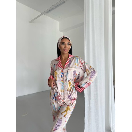 Lüks Pijama Takımı Toka