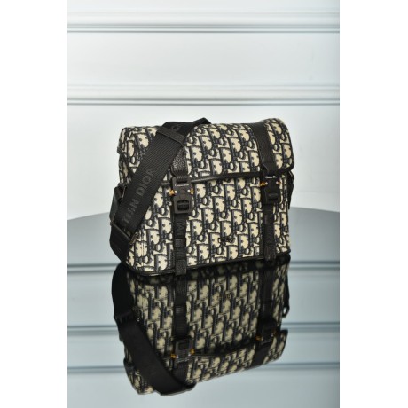 Dior Hit The Road Messenger Bag