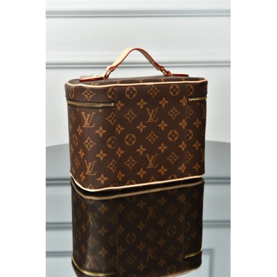 Louis Vuitton Nice BB