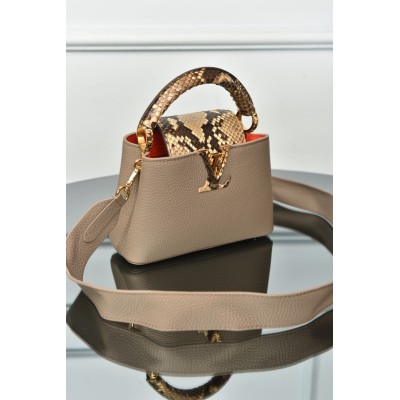 Louis Vuitton Capucines Mini