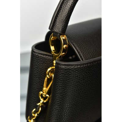 Louis Vuitton Capucines Mini