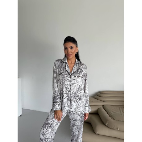 Lüks Pijama Takımı Toka