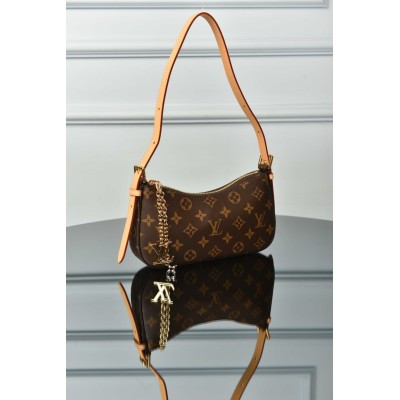 Louis Vuitton Pochette Blom