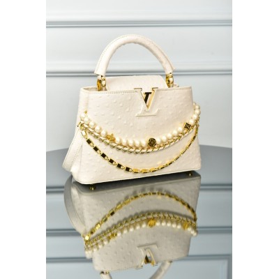 Louis Vuitton Capucines BB