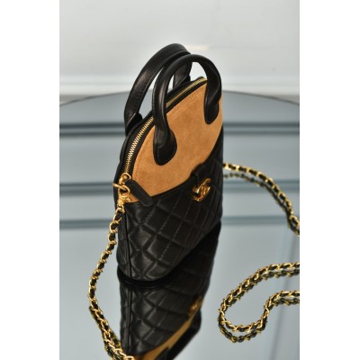 Chanel Clutch with Chain
